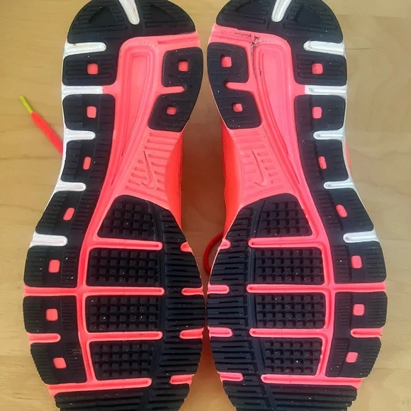 Nike running shoes - Picture 5 of 5